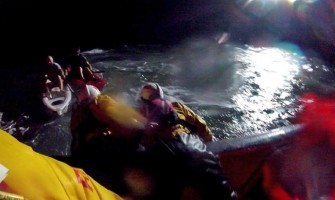 SAFETY ADVICE FROM RNLI FOR KAYAKERS