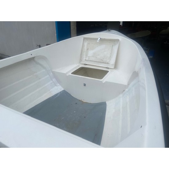 OSM 404 Shillela Fibreglass boat pre owned with Oars & Rowlocks and Snipe road trailer *SOLD OSM 404 Shillela Fibreglass boat pre owned with Oars & Rowlocks and Snipe road trailer *SOLD