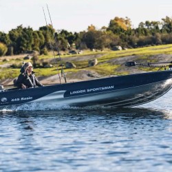 Linder Sportsman 445 Basic, including 9' Oars