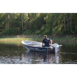 Linder Fishing 440, including 9' Oars