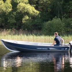 Linder Fishing 440, including 9' Oars