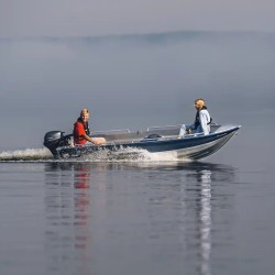 Linder Sportsman 400 Demo Boat Package, inc. Suzuki 20HP Engine and Trailer